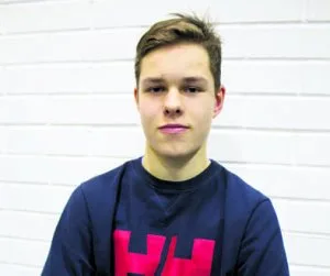 Casper Terho Vuosaaren jäähallilla.
