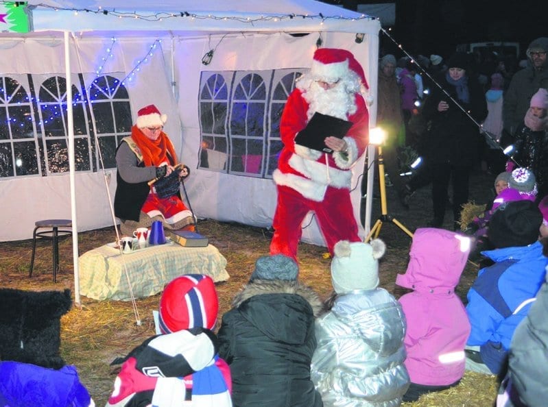 Uutelan metsässä voi tapahtua monenlaista! Kuvat vuoden 2018 Vuosaaren Joulupolulta.
