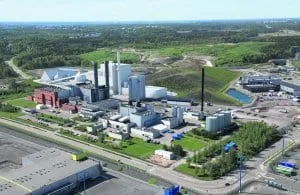 Havainnekuvassa näkyy valkoisella biolämpölaitoksen sijainti Helenin Vuosaaren voimalaitosalueella. Havainnekuva: Virkkunen & Co Architects