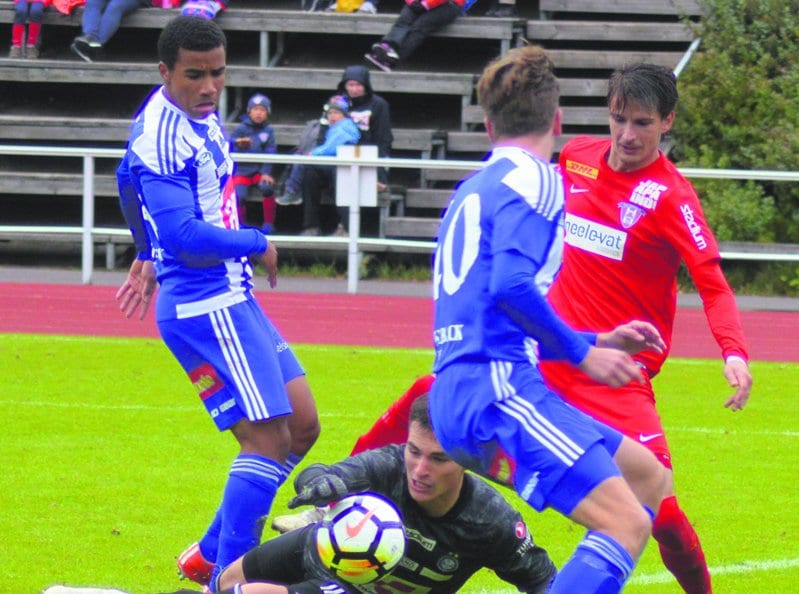 Klubi 04 voitti paikallisottelun viime hetken maalilla niukasti 1–2.