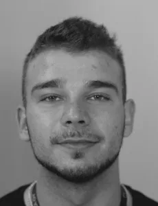 Aarni Ahjolinna.