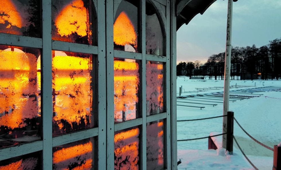 Kahvila Kampelan läheltä auringonlaskun aikaan torstaina 18.2. Kuva: ”Maisku”