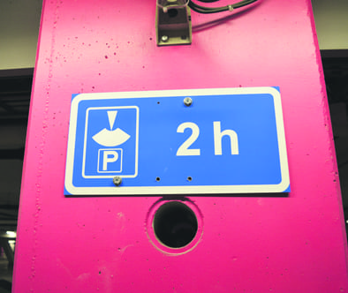 Pysäköintirajoitus6-21
