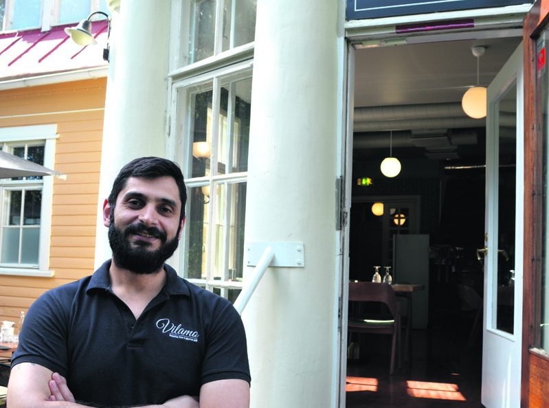 Emrah Yildirim on Aurinkolahden sydämeen avautuneen ravintola Vilamon uusi ravintoloitsija.
