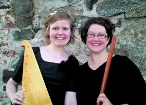 14.11. Duo Cecilia: Pauliina Almonkari (renessanssi- ja barokkihuilu) sekä Heidi Äijälä (kantele).