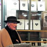 Vuosaaren vaakunan suunnitellut Pekka Martin, 96, on ollut intohimoinen piirtäjä läpi elämänsä