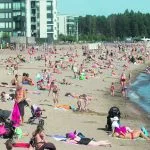 Maksuton uimakoulu kesällä myös Vuosaaressa