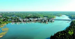 Havainnekuvassa näkymä Vartiokylänlahdelta Puotilanrantaan. Kuva: Voima Graphics Oy