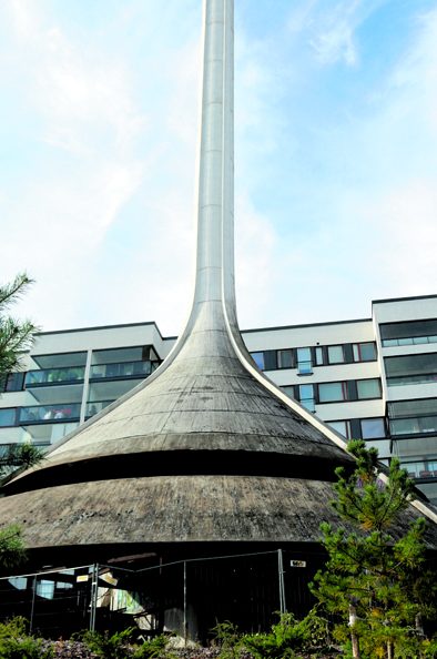 Rapistunut lämpökeskus.