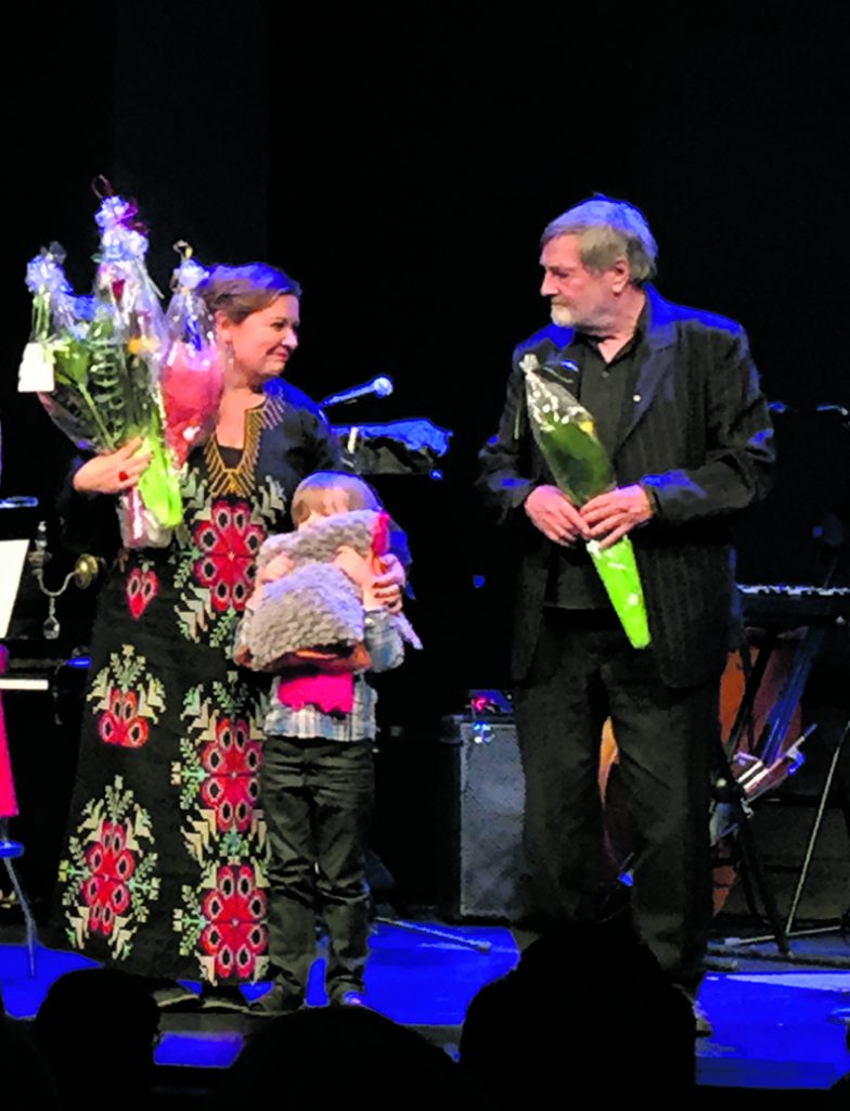 Maija Kaunismaa ja Claes Andersson Lilla Teaternissa lokakuussa 2015. Kuva: Mikko Ijäs