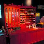 Vuosaaren paahtimon yhteydessä on myös museo. Kuvassa Lappeenrannasta sinne siirretty kahvipuoti. 