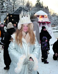 Vuosaaren Pikkujouluissa oli tuhatmäärin kävijöitä.