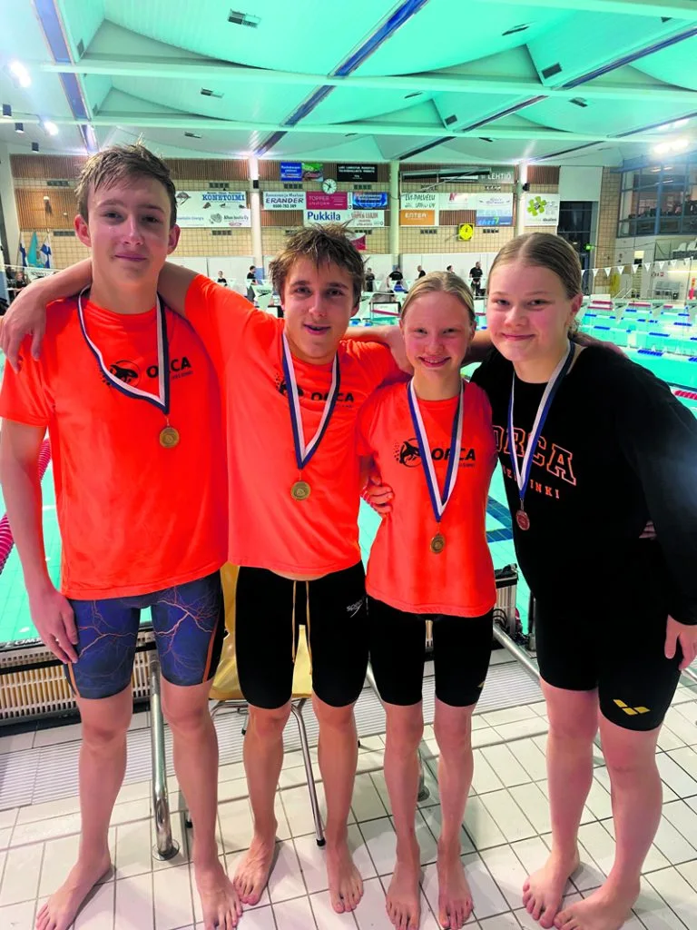Orcan pronssia vienyt 4x50-sekauintijoukkue Matias Kukkonen, Alexandr Vysotskiy, Uliana Nikashina ja Lilja Hirsikko.