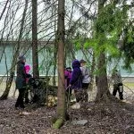 Koululaiset roskatalkoissa