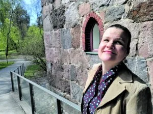 – Metrolla musiikkiin -konsertit ovat Vuosaaren, Myllypuron ja Kulosaaren kirkoissa, Mikaelinkirkossa, Matteuksen kirkoissa ja Puotilan kappelissa, kertoo avajaiskonsertin urkuri ja Mikaelin seurakunnan kanttori Katri Vanhamäki.