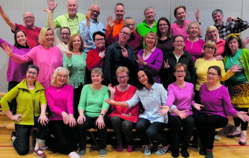 Sekakuoro Vola esittää rytmimusiikkia eri aikakausilta. Kuva: Eeva Mehto
