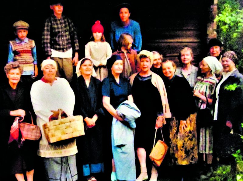 Vuosaaren Martat oli mukana vuonna 1999 Hylätyt talot, autiot pihat -elokuvan filmauksissa Seurasaaressa.