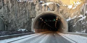 Arkistokuvassa Vuosaaren sataman maantietunneli.