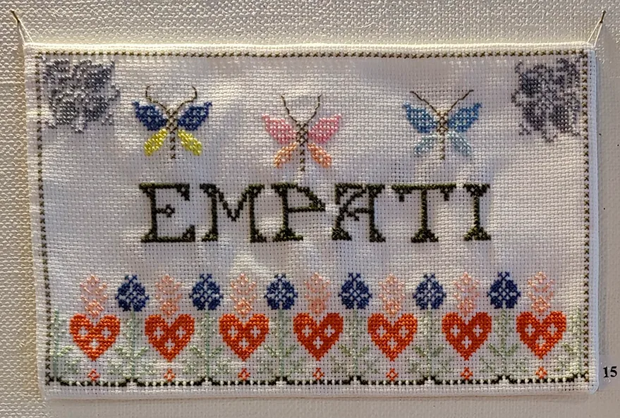 ”Empati”.