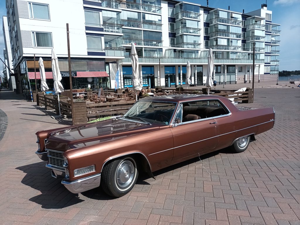 Cadillac Coupe DeVille.