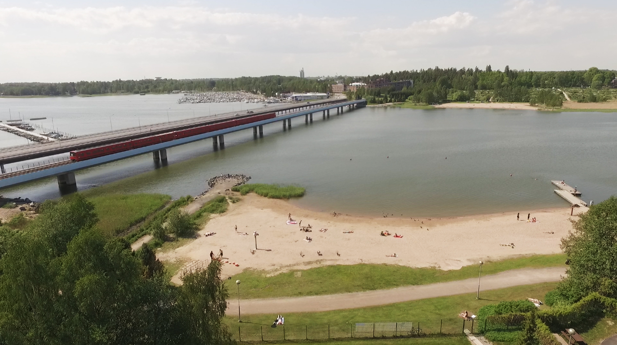 Vartiokylänlahden ylittävä metrosilta menee remonttiin. Kuva: Eddy Tihane