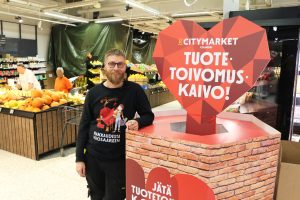 Vuosaaren uuden K-Citymarketin ruokakauppias Sasu Hamina on tullut vuosaarelaisille tutuksi jo K-Supermarket Vuosaaren kauppiaana.