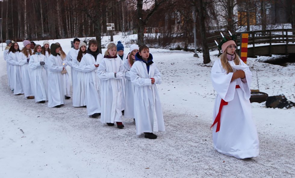 Lucia42-24