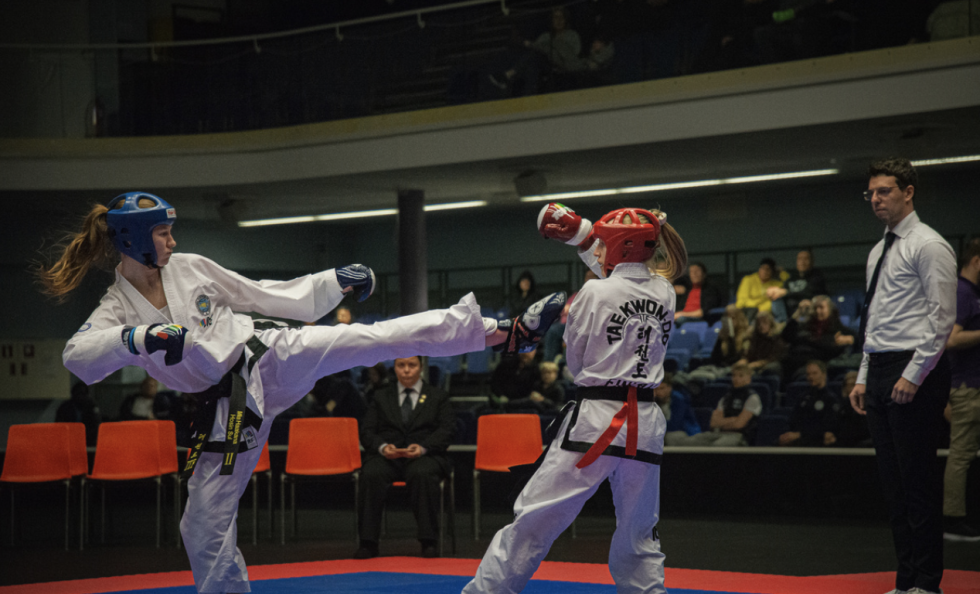 Mia Haakana taekwon-don avoimen sarjan ottelufinaalissa. Kuva: Sini Veteläinen / SITF