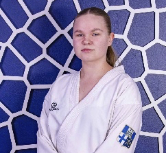 Mira Kokkonen pieni 23-25
