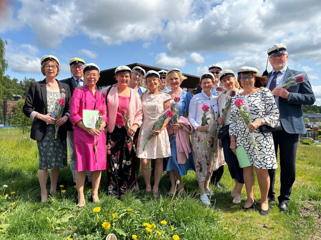 Tarja Istala, Arto Metsänen, Päivi Aallos, Pirjo Taruvuori, Iris Sund, Outi Kajanne, Timo Houni, Tuija Eloranta, Mari Saari, Timo Haapanen, Soile Riemunen-Etelävuori, Paula Hovav, Timo Soikkeli