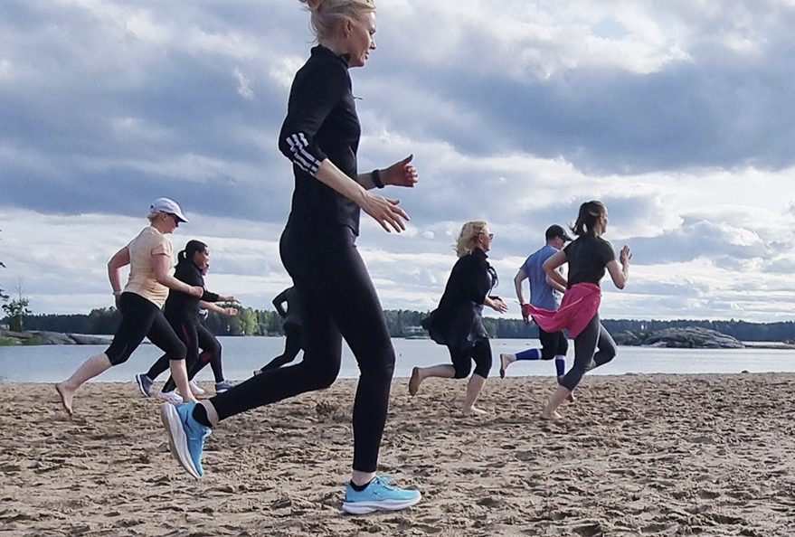 Aurinkolahden Rantakympille on treenattu koko kesä maksuttomissa yhteistreeneissä ja online-juoksuvalmennuksessa.