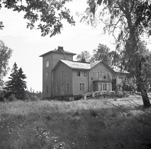 Nordsjön kartanon päärakennus nähtynä pohjoisesta. Kuva: J. Peltonen 1970, Helsingin kaupunginmuseo