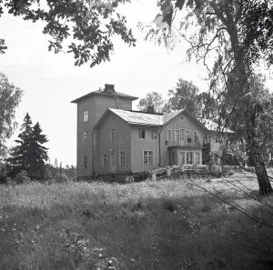 Nordsjön kartanon päärakennus nähtynä pohjoisesta. Kuva: J. Peltonen 1970, Helsingin kaupunginmuseo