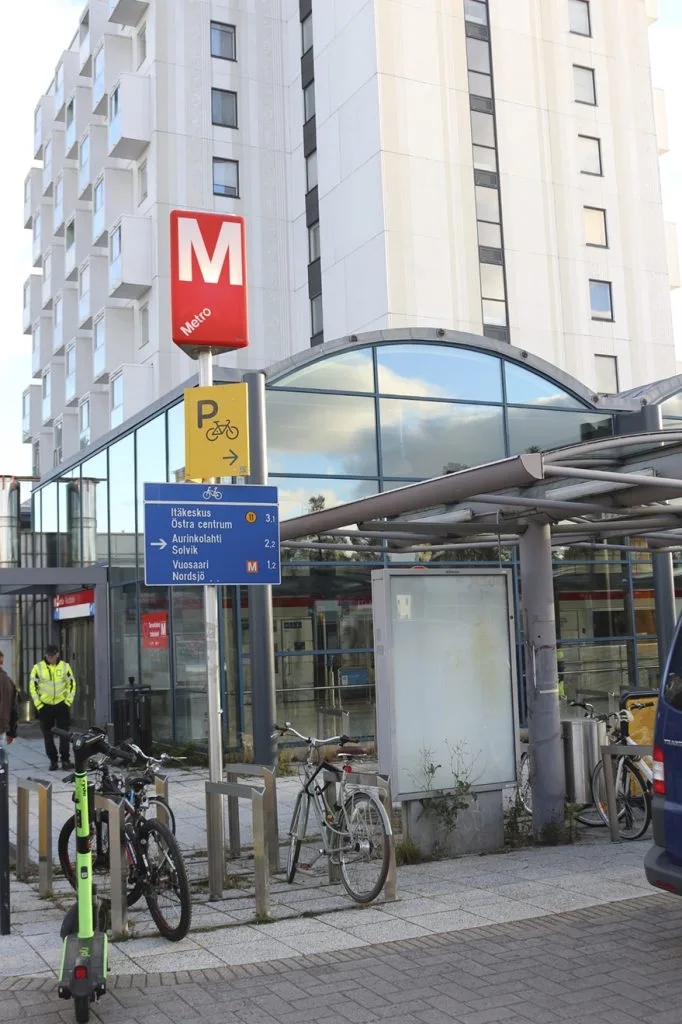 Rastilan metroasemalla tehtiin monia kunnostus- ja parannustöitä.