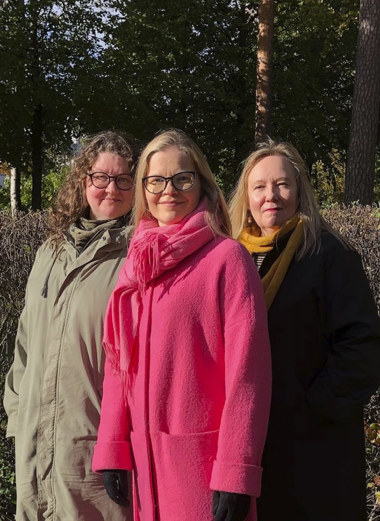 Pauliina Almonkari, Annami Hylkilä, Assi Karttunen.      Kuva: Heinz-Juhani Hofmann