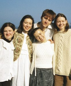 Teatteri Terran jäsenet. Kuva: Iivari Suosalo