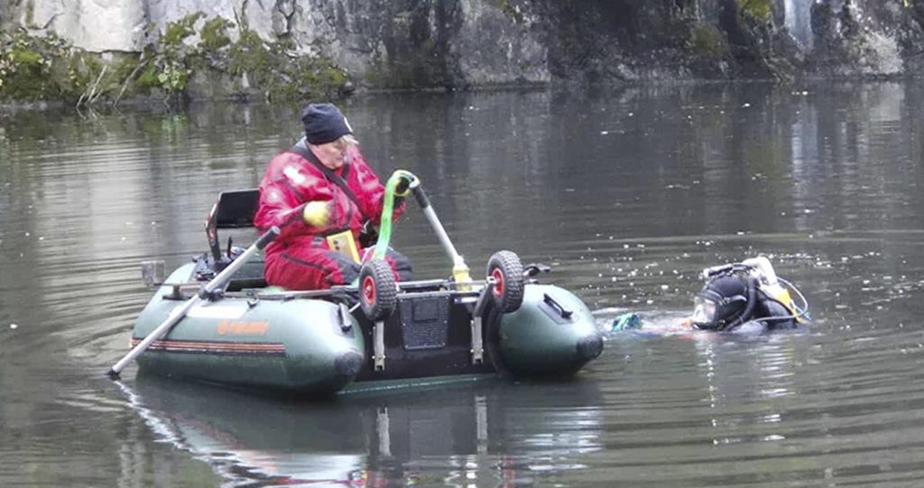 Noston vedenalaiset valmistelut ja nostoliinojen kiinnitykset tehtiin Pääkaupunkiseudun Etsintä ry:n ja Vapepan sukeltajien toimesta.