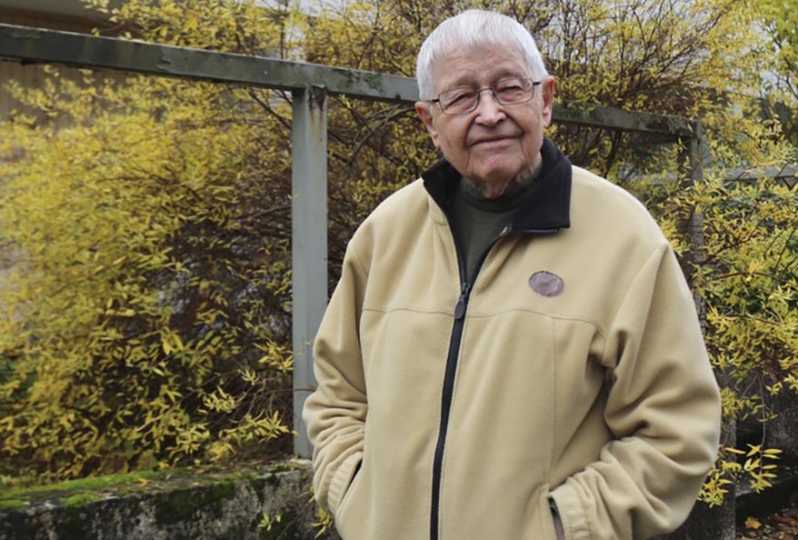 Matti Kanerva on asunut puolisonsa Airan kanssa 60 vuotta samassa osoitteessa Lokkisaarentiellä.