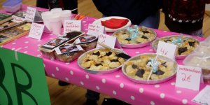 Aiempien vuosien pop up -ravintolapäivän herkkuja.