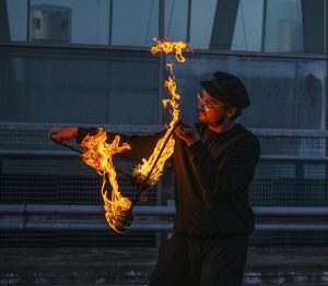 Sirkus Magenta on myös paikalla! Kuva: Ahti Kannisto