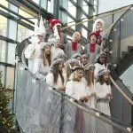 Lucia-kulkue ilahdutti Vuotalossa
