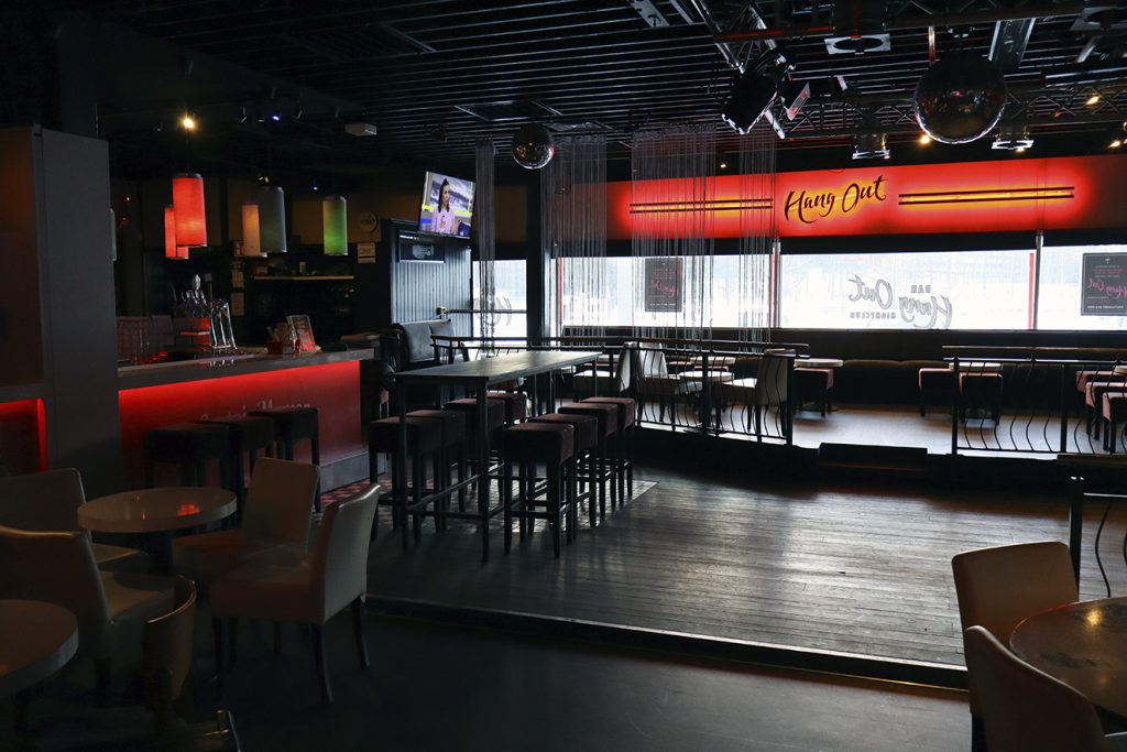 Ravintolan irtaimisto huutokaupataan netissä.