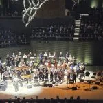Vuosaaren musiikkiopiston Näppärit hurmasi loppuunmyydyssä Musiikkitalossa