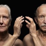 Rajatila-tanssiteos haastaa käsitykset vanhenemisesta – Kirjailija Anja Snellman saa tanssimisesta energiaa töihinsä