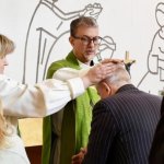 Vuosaarelaisten hyväksi toimivia vapaaehtoisia mahtuu mukaan