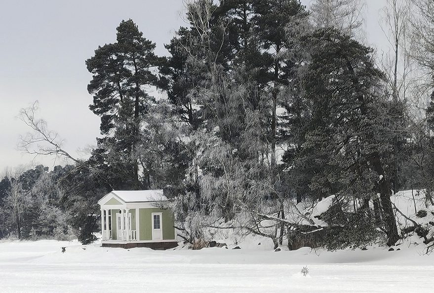 Vartiosaari sijaitsee Vuosaaren Ramsinniemen lähellä.