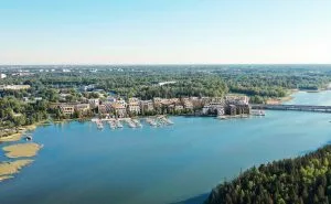 Puotilanrannan kaavaratkaisun myötä itäinen Helsinki saa uuden rantakaupunginosan. Havainnekuva: Voima Graphics Oy