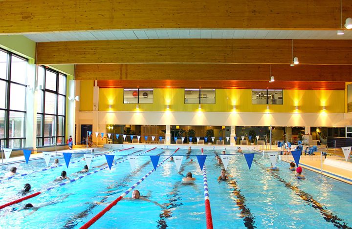 Vuonna 2025 Vuosaaren Urheilutalolla oli kävijöitä noin 665 000. Urheilutalo onkin kävijämäärältään yksi Suomen suosituimmista liikuntapaikoista.