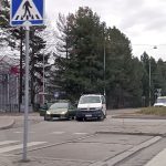 Kortittoman kuskin pysäytys  jonotutti Kallvikintiellä