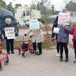 Seniorit rollaattorimarssilla